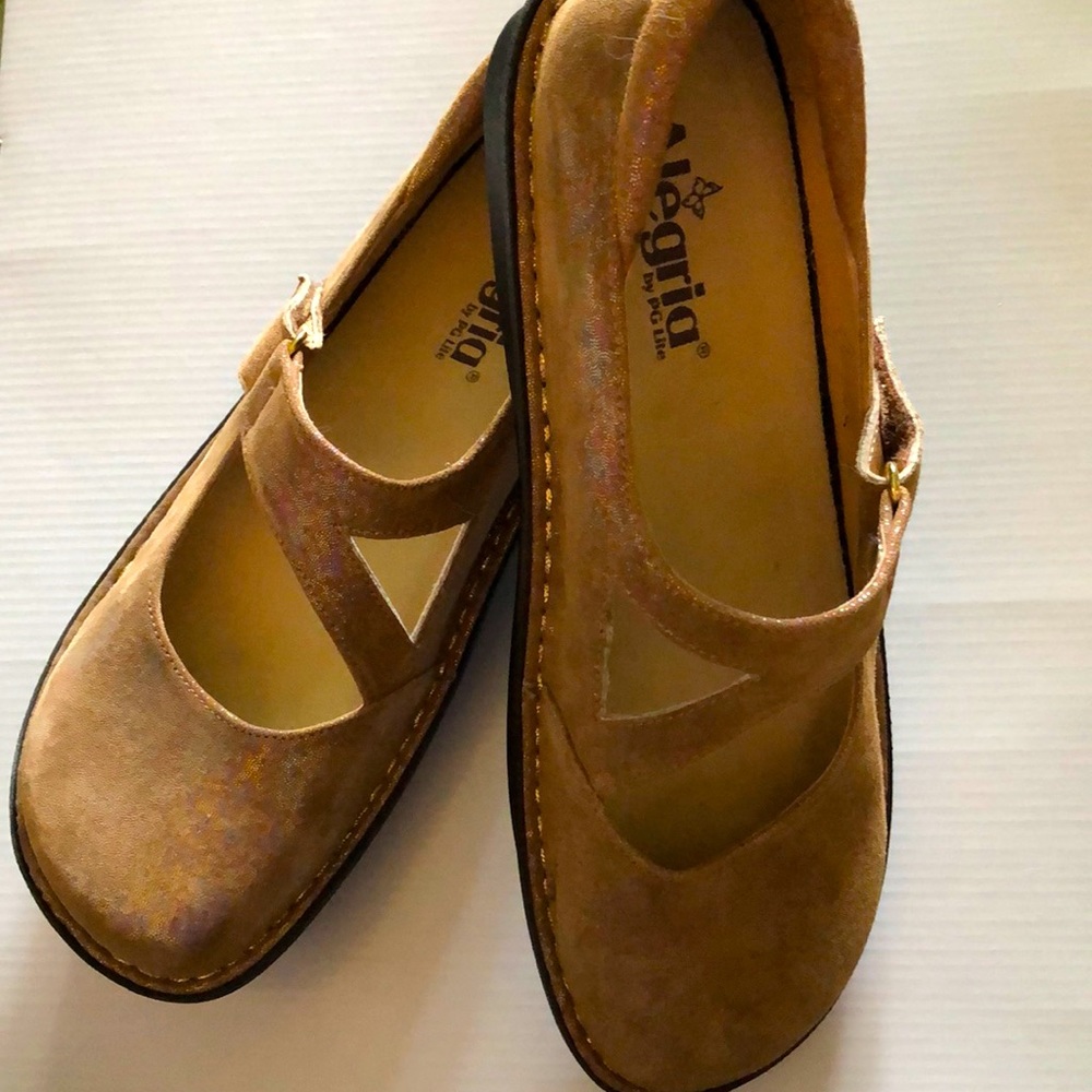 Alegria Dayna women’s size 40 wide/US 9-5-10